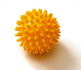 SISSEL® Spiky-Ball, 2er Set gelb, 8 cm SISSEL® Spiky-Ball, 2er Set gelb, 8 cm